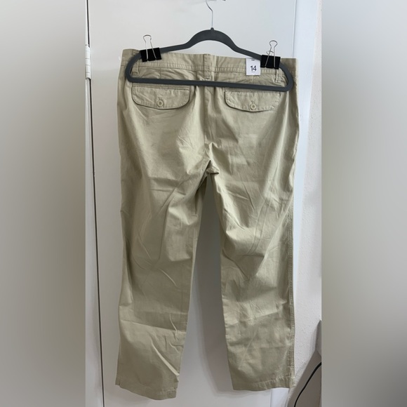 NWT Gap Classic Khaki Women’s Pants size 14 - Picture 4 of 9